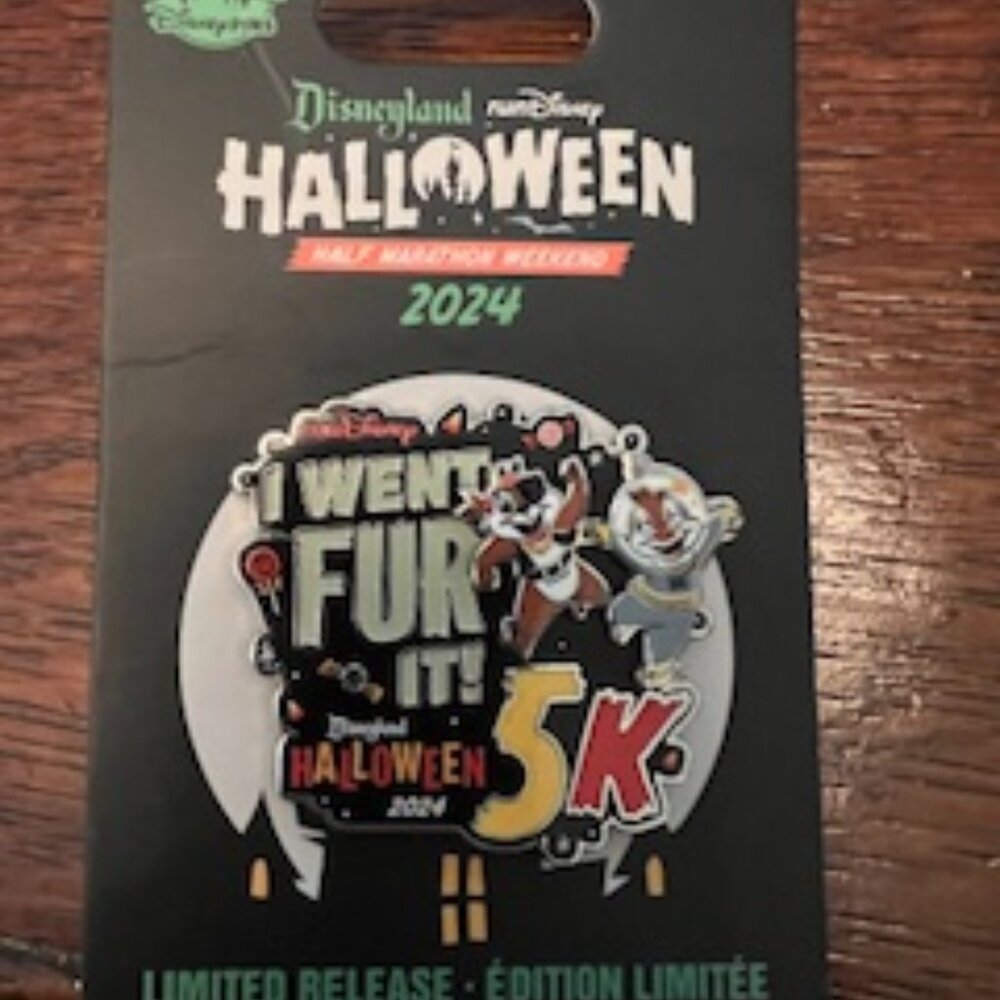 Chip & Dale Run Disney Halloween Half Marathon Weekend 2024 - 5K Pin